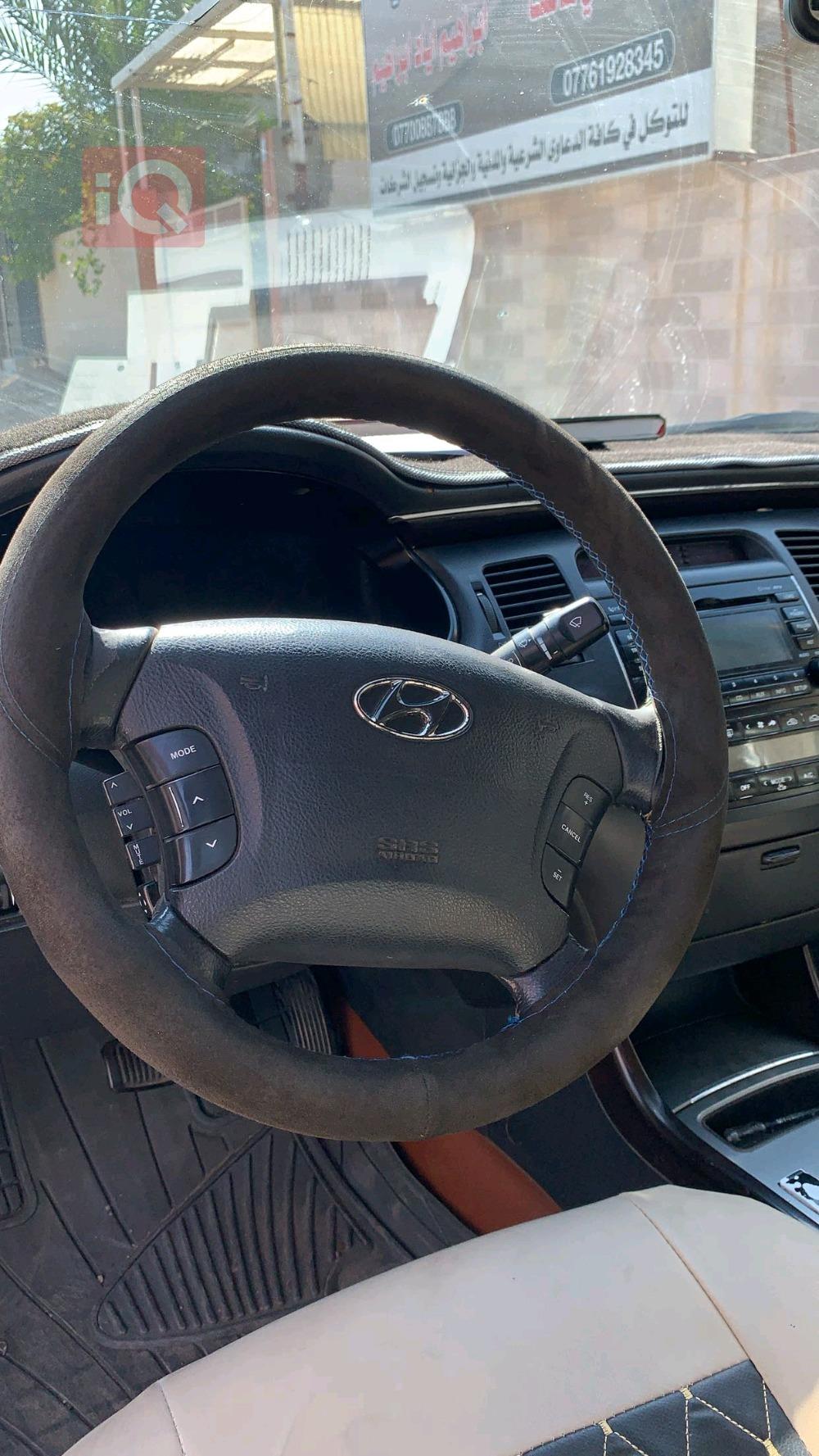 Hyundai Azera